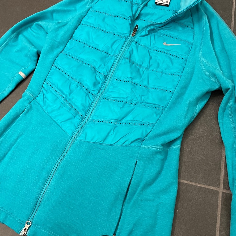 Nike Running Jacket - image 4